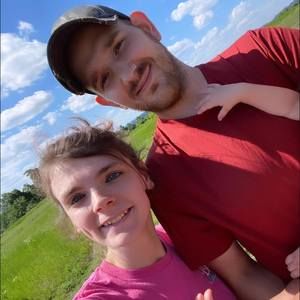 Meet your Posher, Madeline